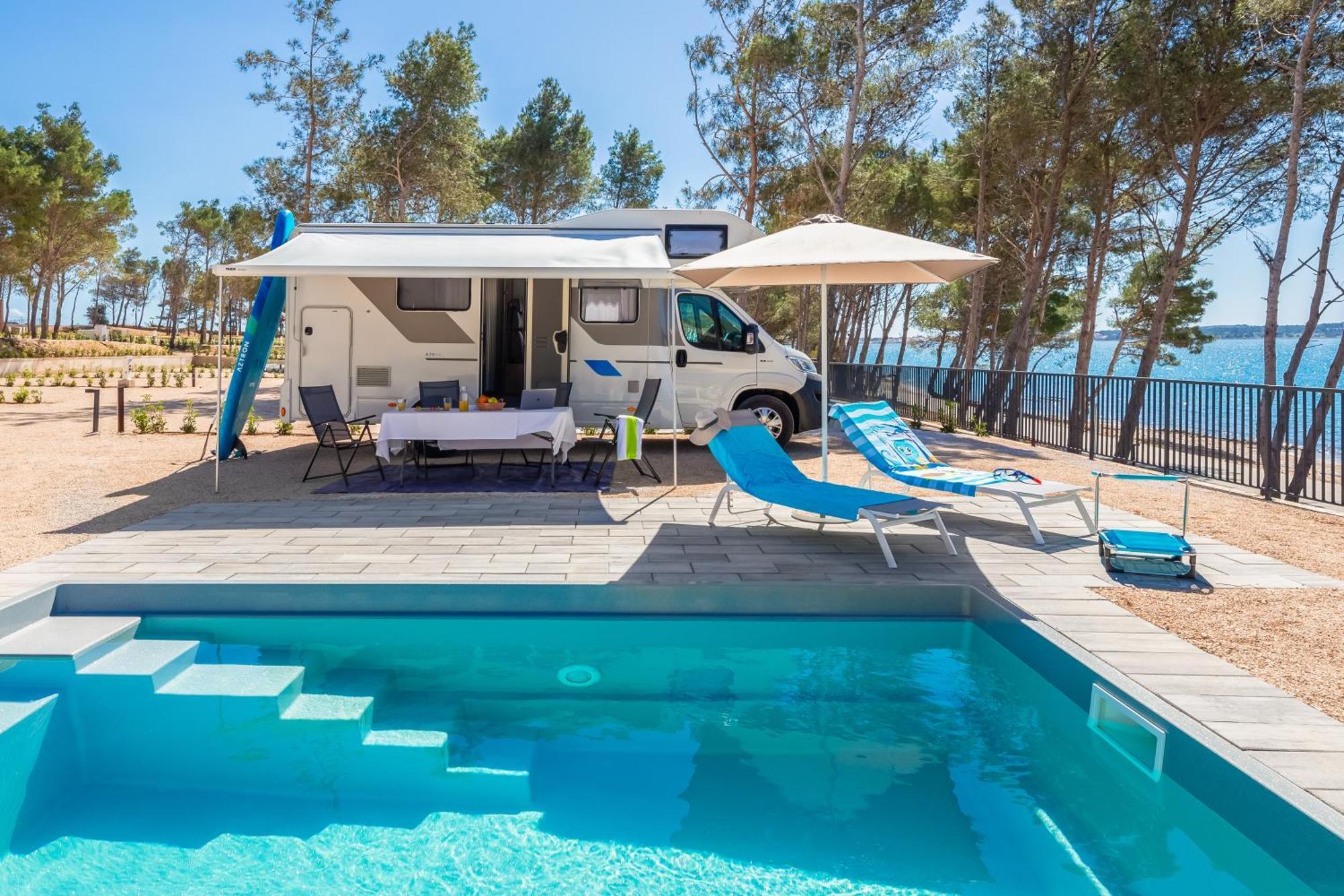 Aminess Style Camping Avalona Resort - Pitches 波弗加纳 外观 照片